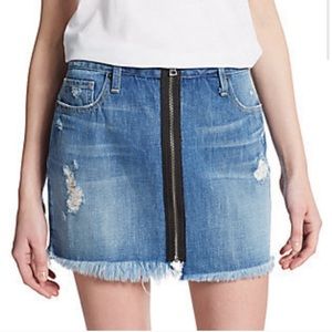 GENETIC edgy distressed front zip denim skirt